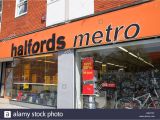 Superstore Leamington Click and Collect Halfords Bicycle Stock Photos Halfords Bicycle Stock Images Alamy