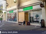 Superstore Leamington Click and Collect Laura ashley Store Stockfotos Laura ashley Store Bilder Alamy