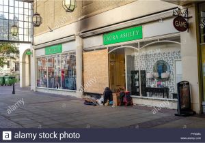 Superstore Leamington Click and Collect Laura ashley Store Stockfotos Laura ashley Store Bilder Alamy