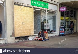 Superstore Leamington Click and Collect Laura ashley Store Stockfotos Laura ashley Store Bilder Alamy