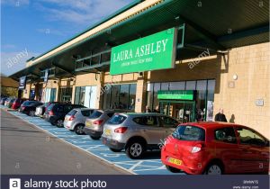 Superstore Leamington Click and Collect Laura ashley Store Stockfotos Laura ashley Store Bilder Alamy