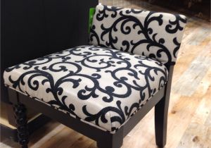 Tapiceria De Muebles En San Diego Vanity Chair Seen at Homegoods Store Home Goods Chair Y Home