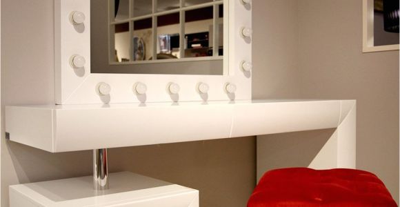 Tocadores De Maquillaje Modernos Carrefour tocador De Dormitorio Un Moderno Dormitorio Con Cama Doble tocador