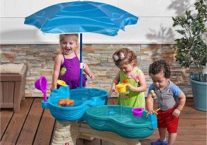 Toys R Us toddler Water Table Outdoor toys for Preschoolers and Little Kids