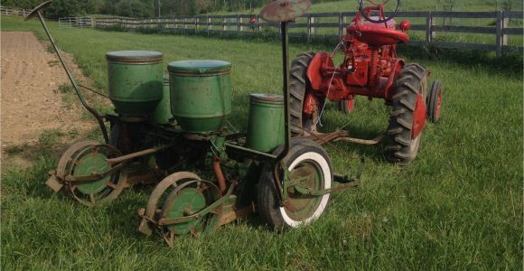 Tractorshed Com for Sale Jd 290 Planter and 1953 Farmall Cub Old Iron Pinterest