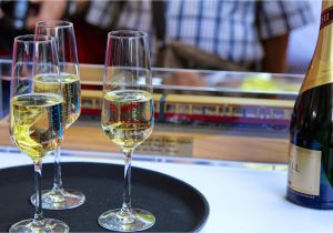True north Wine Glass Amazon 90 Jahre S Bahn Feierlichkeiten In Bernau Und Am nordbahnhof