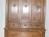 Vintage Thomasville Furniture History Vintage Thomasville Armoire Ebth