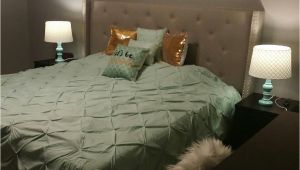 What Color Furniture Goes with A Grey Headboard Mint Gold and Grey Bedroom Blended Neutral Black and White Into